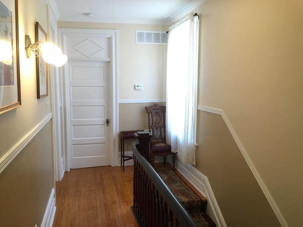 The Century House Bed And Breakfast Ottawa Exterior foto